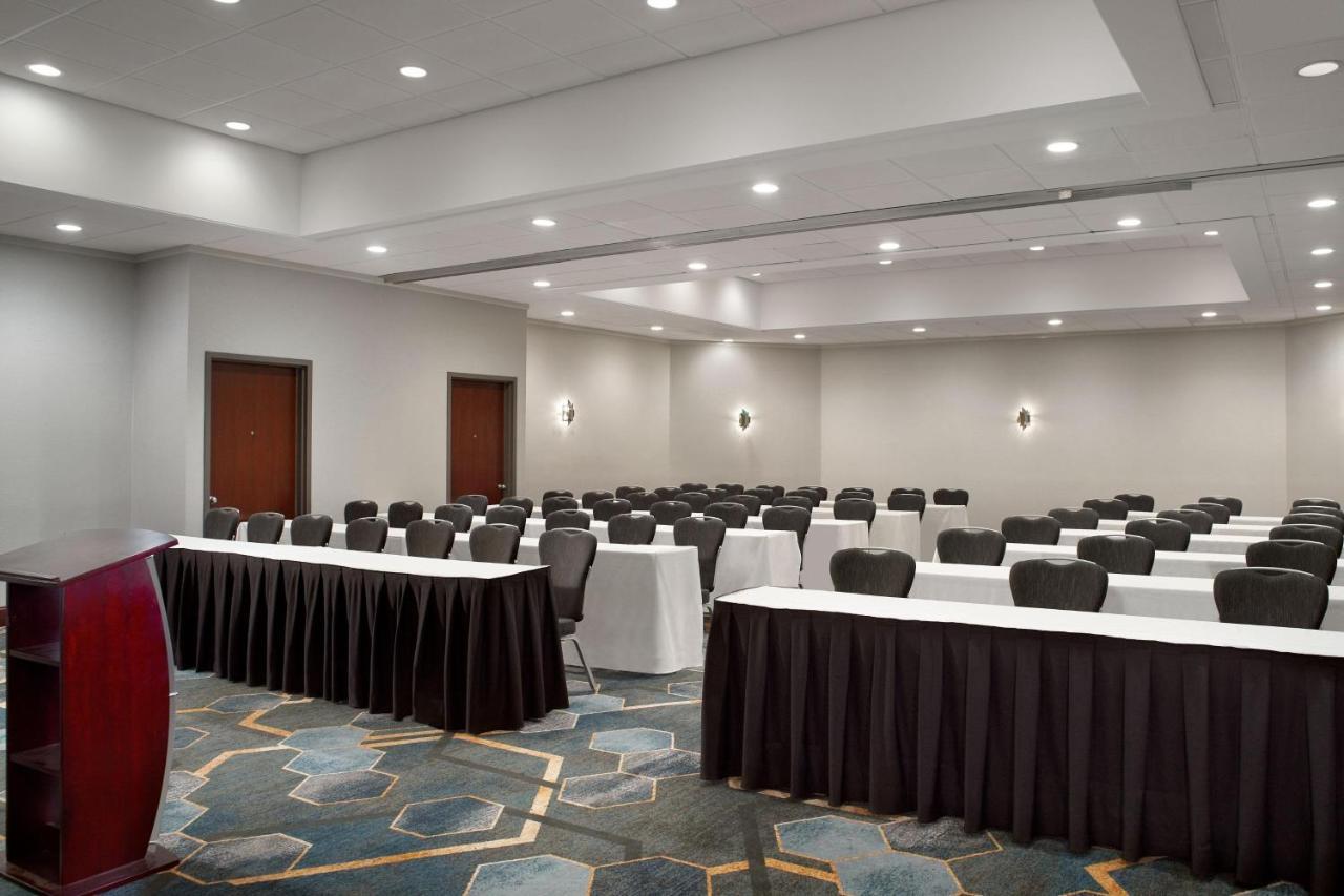 Sheraton Imperial Hotel Raleigh-Durham Airport At Research Triangle Park Esterno foto