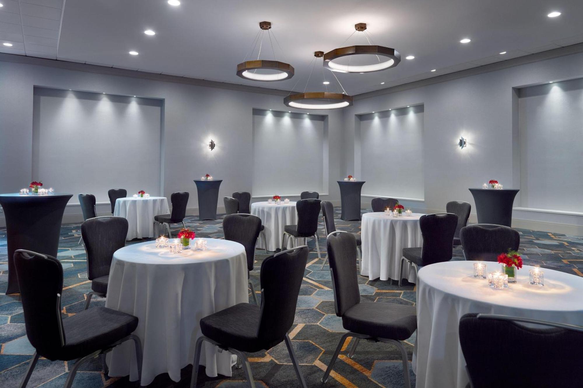 Sheraton Imperial Hotel Raleigh-Durham Airport At Research Triangle Park Esterno foto