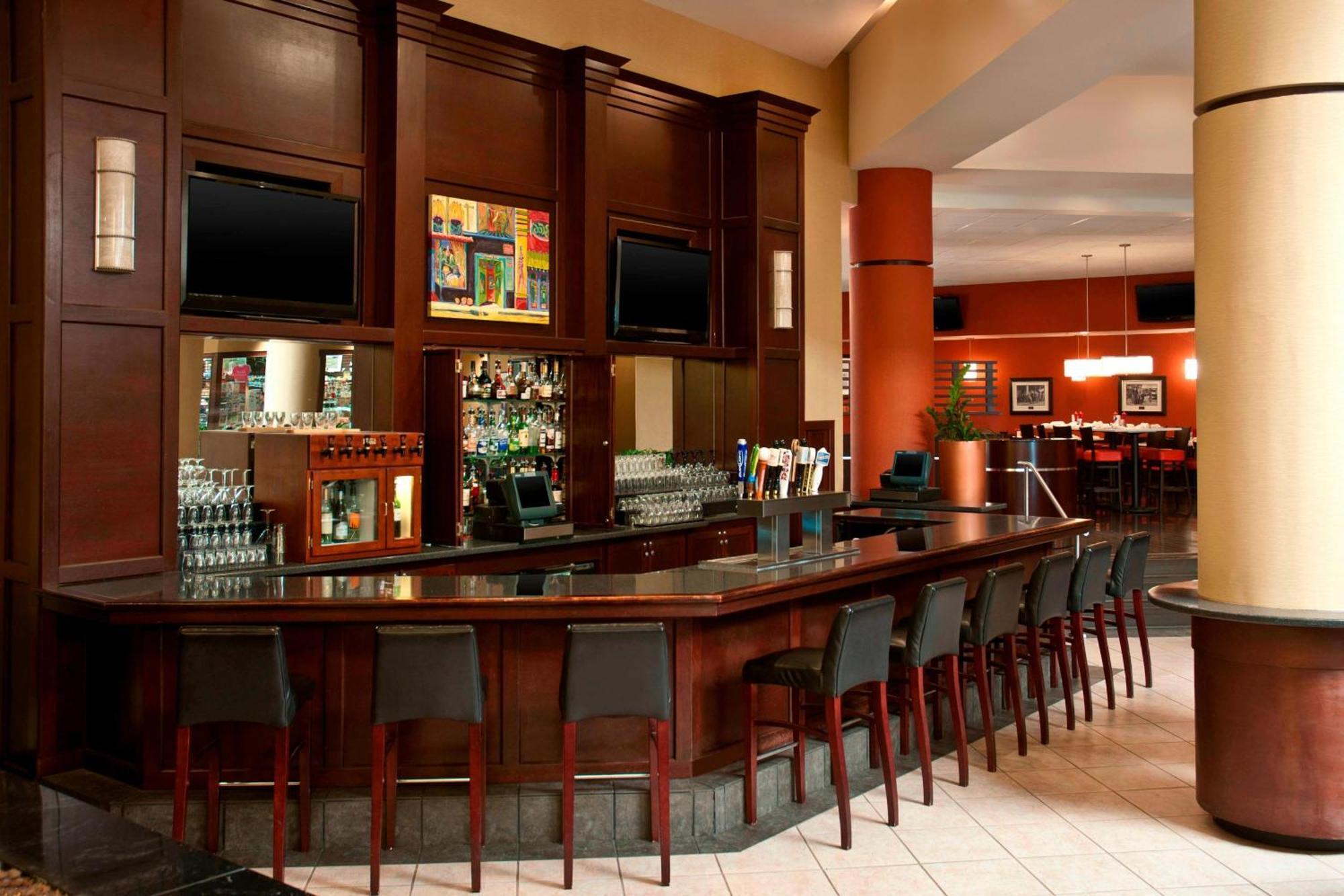 Sheraton Imperial Hotel Raleigh-Durham Airport At Research Triangle Park Esterno foto
